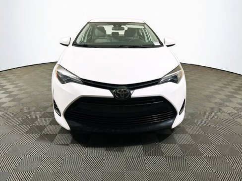 Used 2019 Toyota Corolla LE image 3