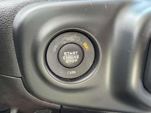 Used 2018 Jeep Wrangler Unlimited Sport S image 27
