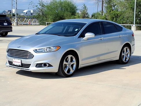 Used 2014 Ford Fusion SE image 5