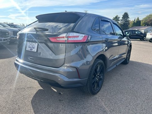 Certified 2022 Ford Edge ST-Line image 5