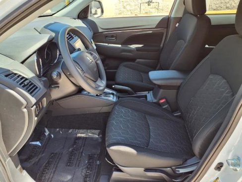 New 2025 Mitsubishi Outlander Sport ES image 13