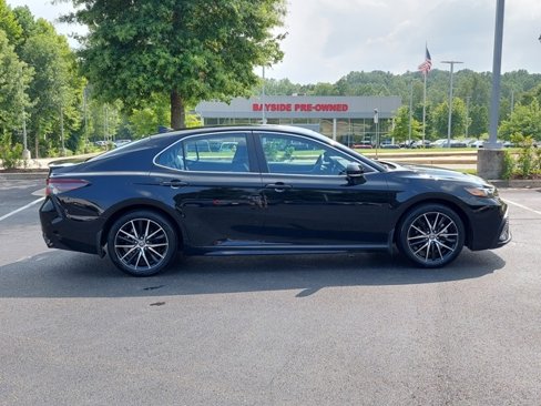 Used 2023 Toyota Camry SE image 26