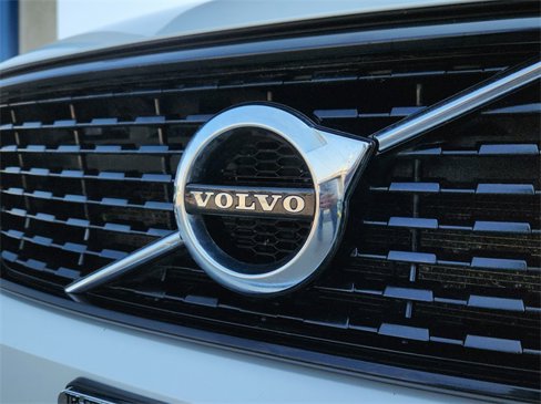 Used 2020 Volvo XC40 T5 R-Design image 32
