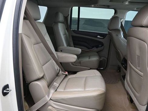 Used 2015 Chevrolet Suburban LTZ image 19