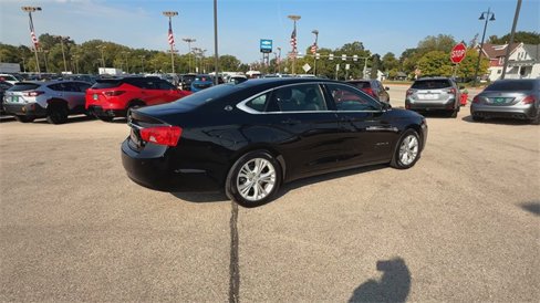 Used 2015 Chevrolet Impala LT w/ Convenience Package image 8