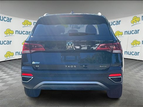 Used 2022 Volkswagen Taos SE w/ IQ.Drive SE Package image 4