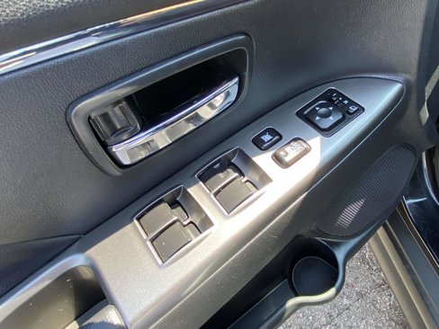 Used 2024 Mitsubishi Outlander Sport SE image 8
