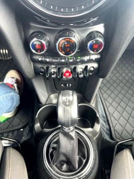 Used 2016 MINI Cooper 2-Door Hardtop image 14