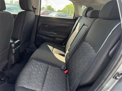 Used 2022 Mitsubishi Outlander Sport ES image 5