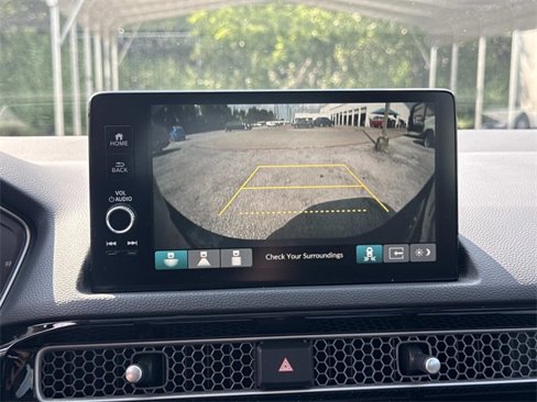 Used 2022 Honda Civic Touring image 17