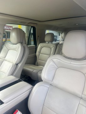 Used 2019 Lincoln Navigator L Reserve image 6