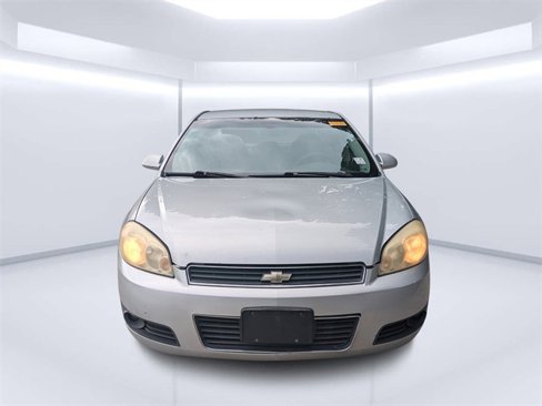 Used 2010 Chevrolet Impala LT image 8