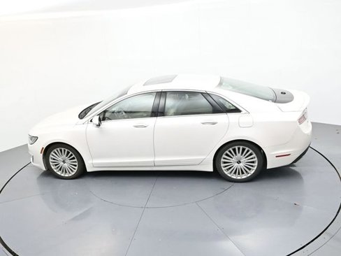 Used 2017 Lincoln MKZ Reserve w/ Climate Package image 31