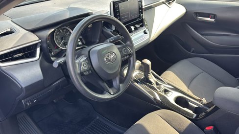 Used 2021 Toyota Corolla LE image 26