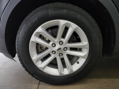 Used 2014 Ford Explorer XLT w/ Equipment Group 202A image 27