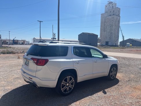Used 2019 GMC Acadia Denali w/ Technology Package image 3