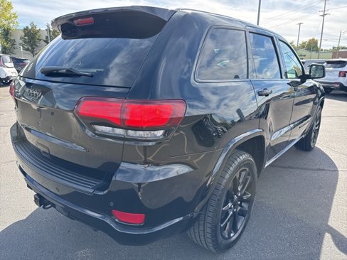 Used 2020 Jeep Grand Cherokee Altitude image 7