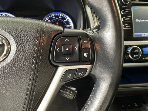 Used 2017 Toyota Highlander AWD V6 image 24