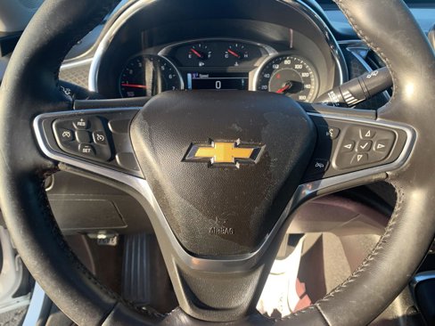 Used 2018 Chevrolet Malibu LT image 16