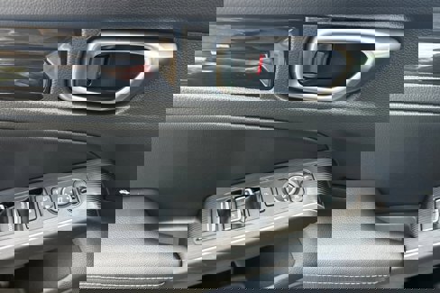 Used 2023 Honda Civic Touring image 8
