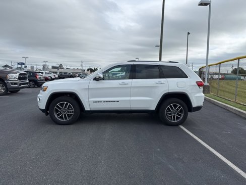 Certified 2022 Jeep Grand Cherokee Limited image 2