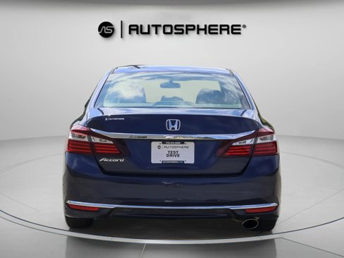 Used 2017 Honda Accord LX image 8