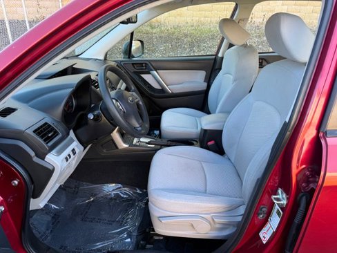 Used 2014 Subaru Forester 2.5i image 6