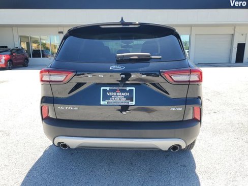 Used 2024 Ford Escape Active image 5