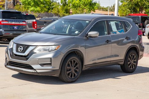 Used 2017 Nissan Rogue S image 9