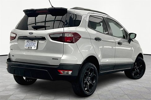 Used 2021 Ford EcoSport SES image 2