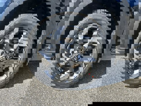 New 2025 Hyundai Venue SEL image 12
