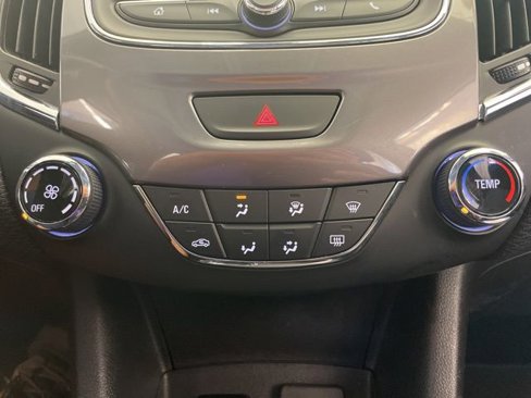 Used 2019 Chevrolet Cruze LS image 19