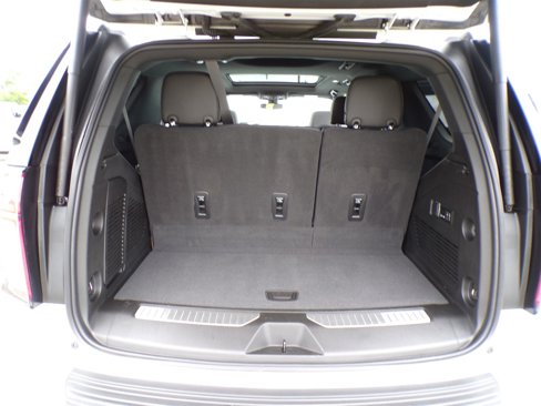 Used 2022 Chevrolet Tahoe Z71 w/ Luxury Package image 22