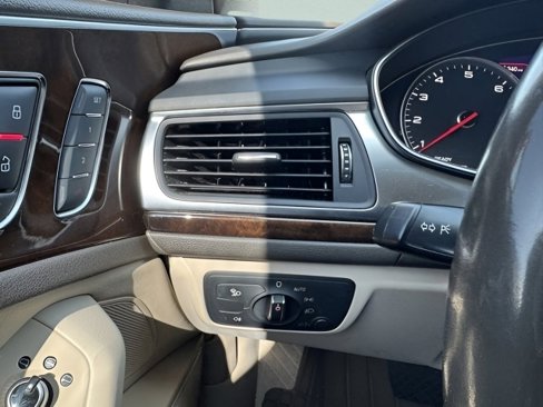 Used 2018 Audi A6 2.0T Premium image 12