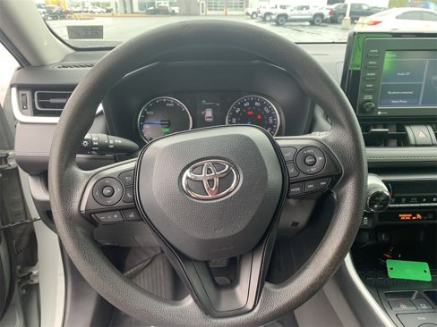 Used 2021 Toyota RAV4 XLE image 15
