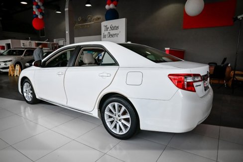 Used 2013 Toyota Camry image 7
