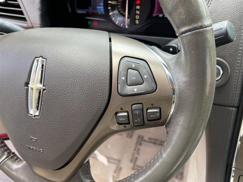 Used 2014 Lincoln MKX AWD w/ Equipment Group 101A image 22