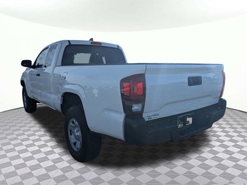 Used 2023 Toyota Tacoma SR image 5