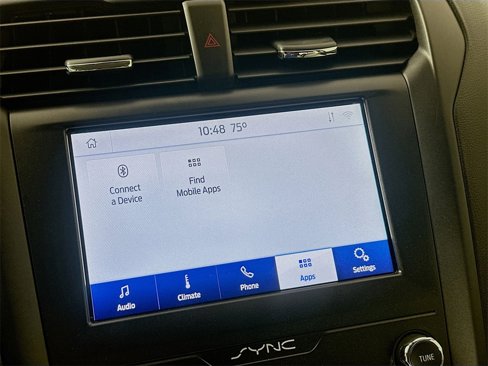 Used 2020 Ford Fusion SE w/ Equipment Group 151A image 13