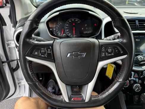 Used 2019 Chevrolet Sonic LT image 18
