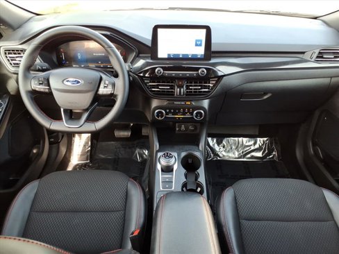 Used 2025 Ford Escape ST-Line image 15