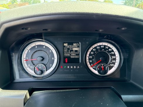 Used 2018 RAM 1500 Express image 26