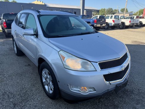 Used 2009 Chevrolet Traverse LT image 1