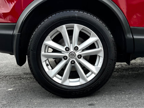 Used 2017 Nissan Rogue Sport SV w/ SV Premium Package image 25