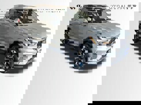 New 2025 Volvo XC40 B5 Core w/ Protection Package Premier image 1