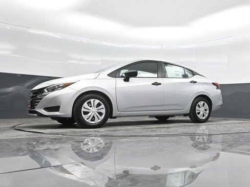 New 2025 Nissan Versa S w/ Trunk Package image 40