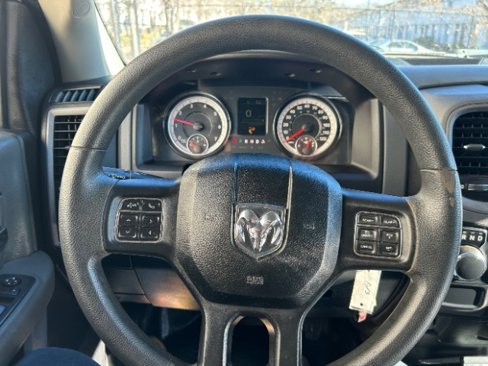 Used 2018 RAM 1500 Express image 16