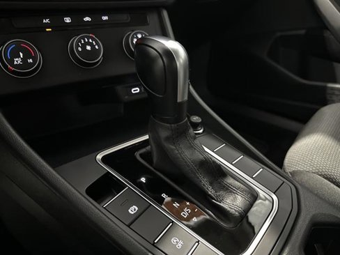 Certified 2020 Volkswagen Jetta S image 23