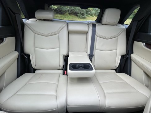 Used 2019 Cadillac XT5 Premium Luxury w/ Driver Assist Package image 14