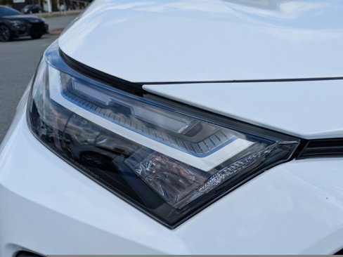 New 2025 Toyota RAV4 XLE image 10